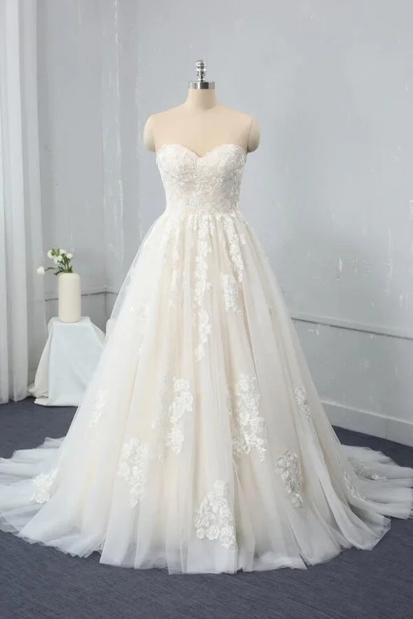 Women's Garments Find Your Unique Flair Sweetheart Backless Long Wedding Dress Tulle With Lace Appliques