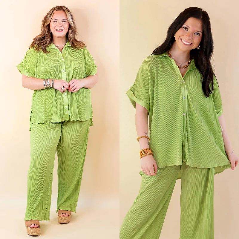 New Season Fashion Preview Sale Walking In Paradise Plissé Button Up Top in Green