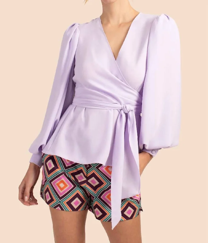 Laid-Back Fashion Offers Aquatic Top In Lilac Breeze