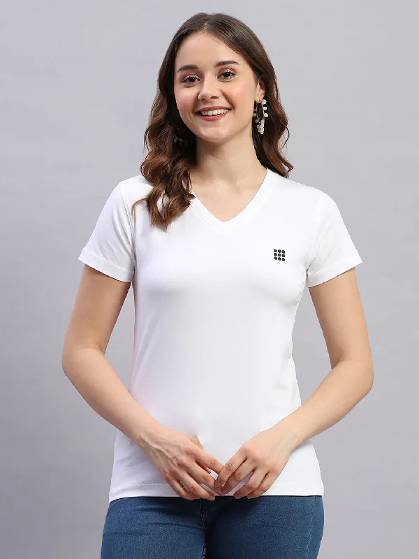 Weekend Exclusive Women White Solid V Neck Half Sleeve Top