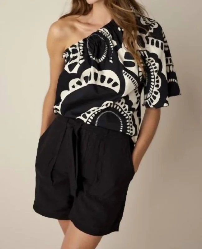 Massive Savings One Shoulder Flower Top In Black