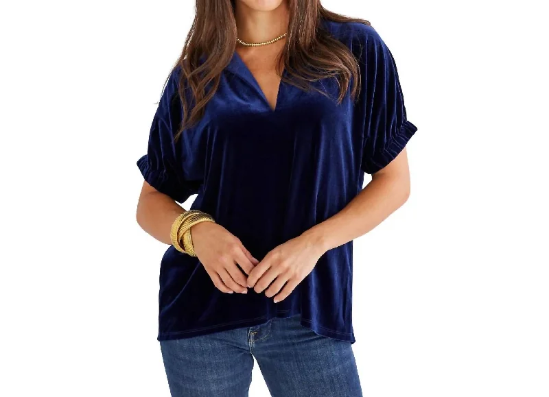 Holiday Glam Betsy Velvet Top In Navy