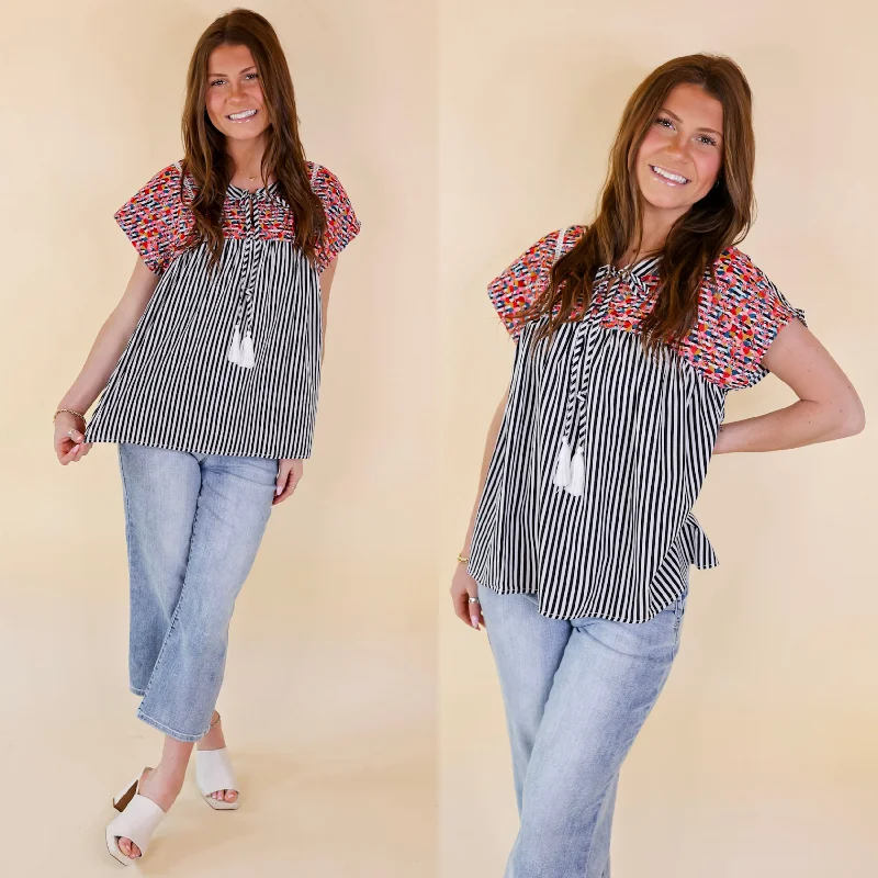 Day-To-Night Styles Last Chance Size Small | Fredericksburg In the Spring Striped Embroidered Top with Front Keyhole in Black and White