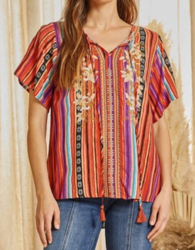 Chic Styles Printed Top In Multi