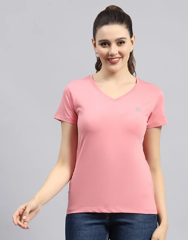 Feminine Style Promotions Women Pink Solid V Neck Half Sleeve Top