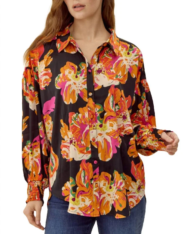 The Latest Fashion Trends Floral Dream Top In Black