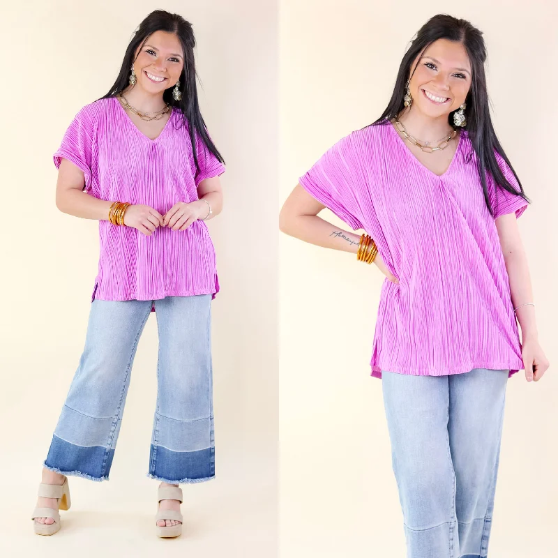 Insane Discount Onslaught Casual Charm V Neck Plissé Top in Spring Orchid Purple