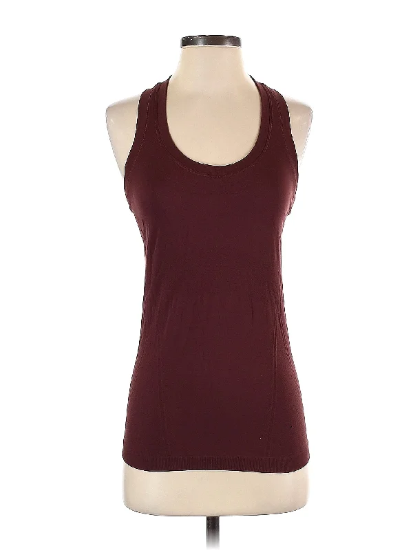 Women's Travel Attire Vintage-Modern Style Offers Active Tank